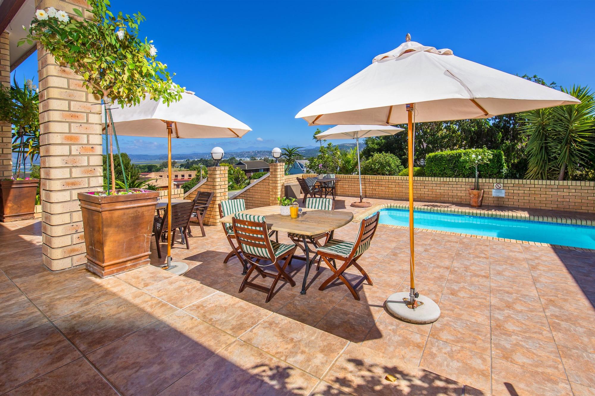 Amber Guest Lodge Knysna Exterior photo