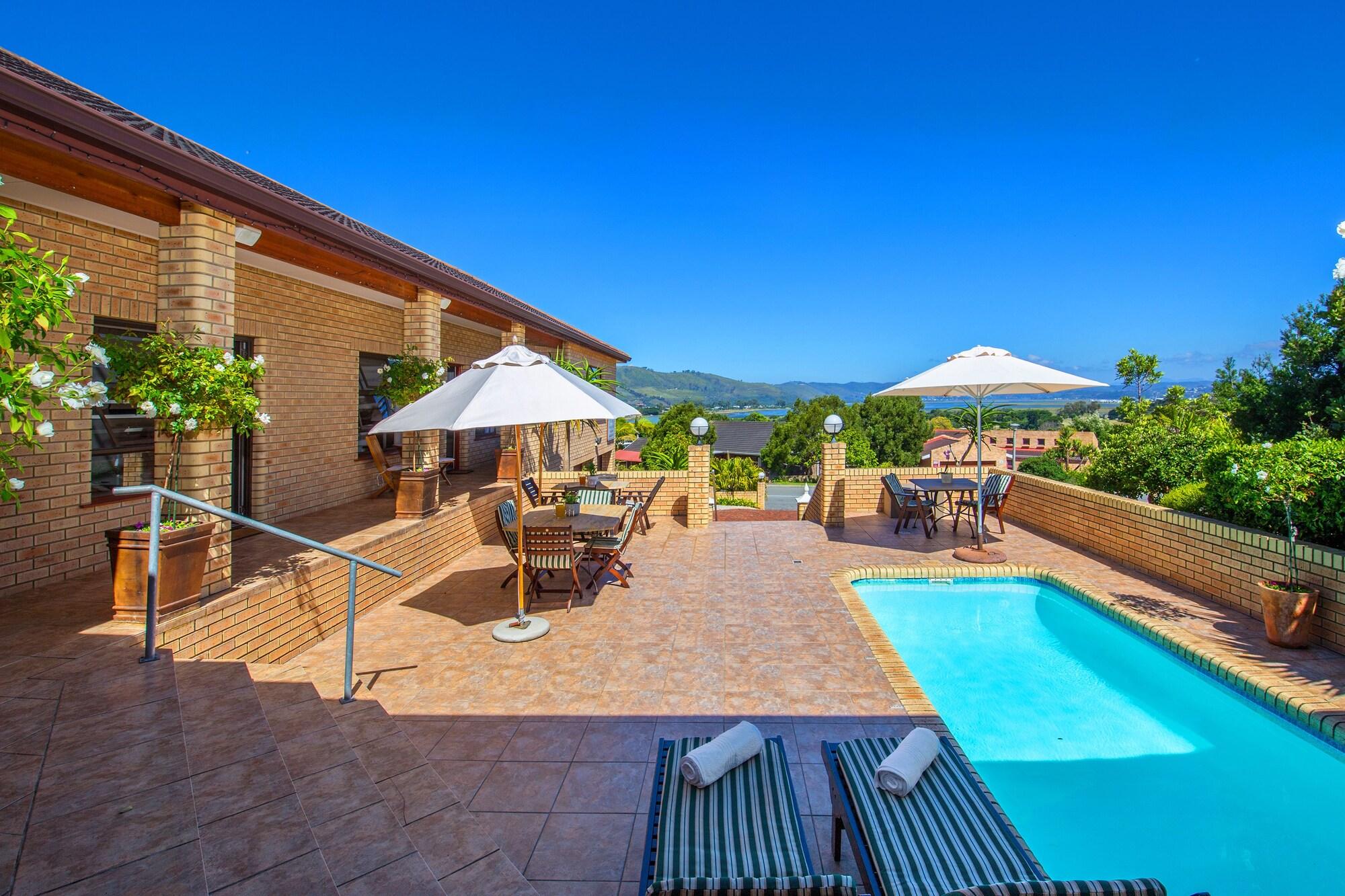Amber Guest Lodge Knysna Exterior photo