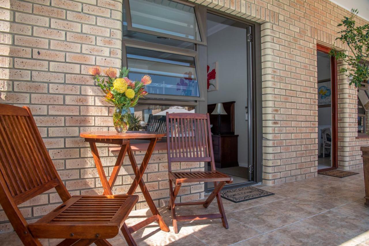Amber Guest Lodge Knysna Exterior photo