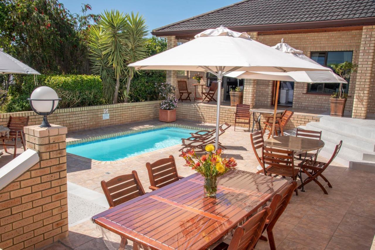 Amber Guest Lodge Knysna Exterior photo
