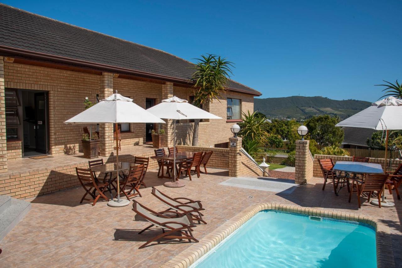 Amber Guest Lodge Knysna Exterior photo