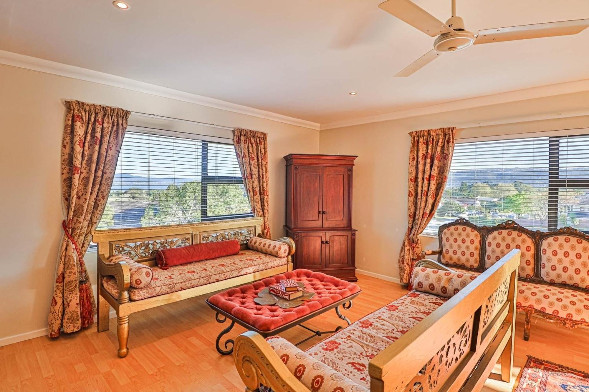 Amber Guest Lodge Knysna Exterior photo