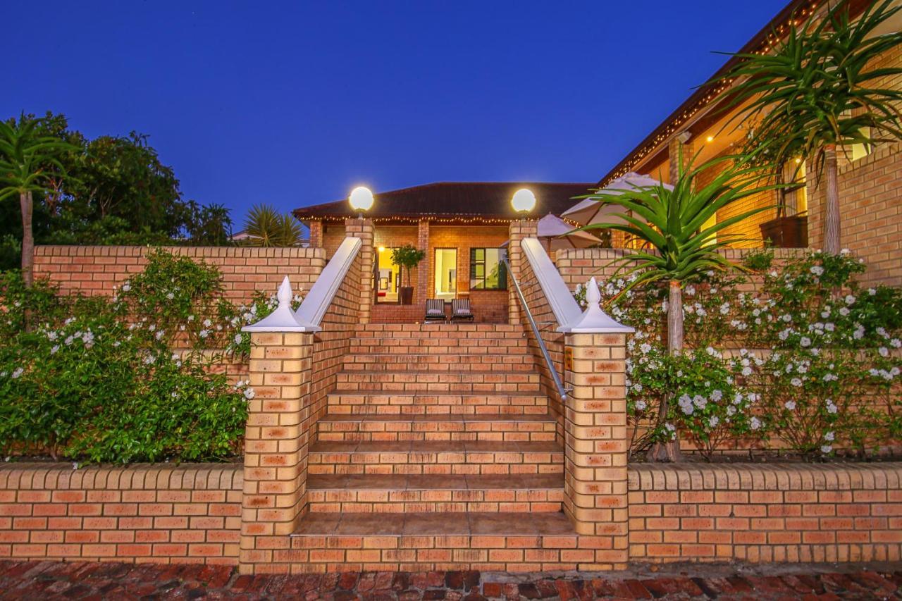 Amber Guest Lodge Knysna Exterior photo